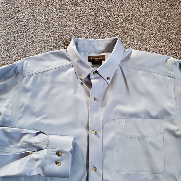 Ariat shirt Mens Large Blue Button Up Long Sleeve Twill - Picture 1 of 13